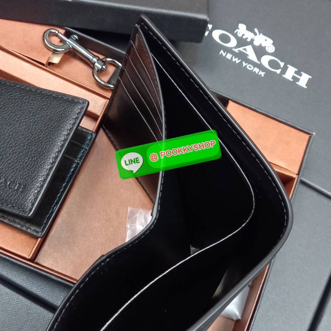 NEW IN💥>>มีกันหรือยัง ใช้แล้วหล่อมากน้า😎//>>COACH 3-IN-1 WALLET WITH VARSITY STRIPE WITH KEY FOB LIMITED BOX (COACH F24649)🍁กระเป๋าสตางค์ มี ID ใบลูก สำหรับใส่บัตรแยก มีพวงกุญแจ ใช้แล้วดูหล่อสุดๆ🔸️**จะใช้เอง หรื