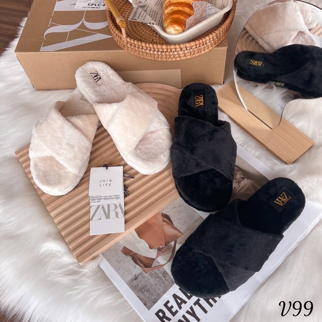 พร้อมส่ง แตะ Z ara ขนฟูนุ่มมาก ใส่ได้ ทั้ง ในบ้าน นอกบ้าน ทรงสวม หน้าไขว้ ใส่แล้วน่ารักมากกค๊า แบบที่แม่อั้มใส่เลย