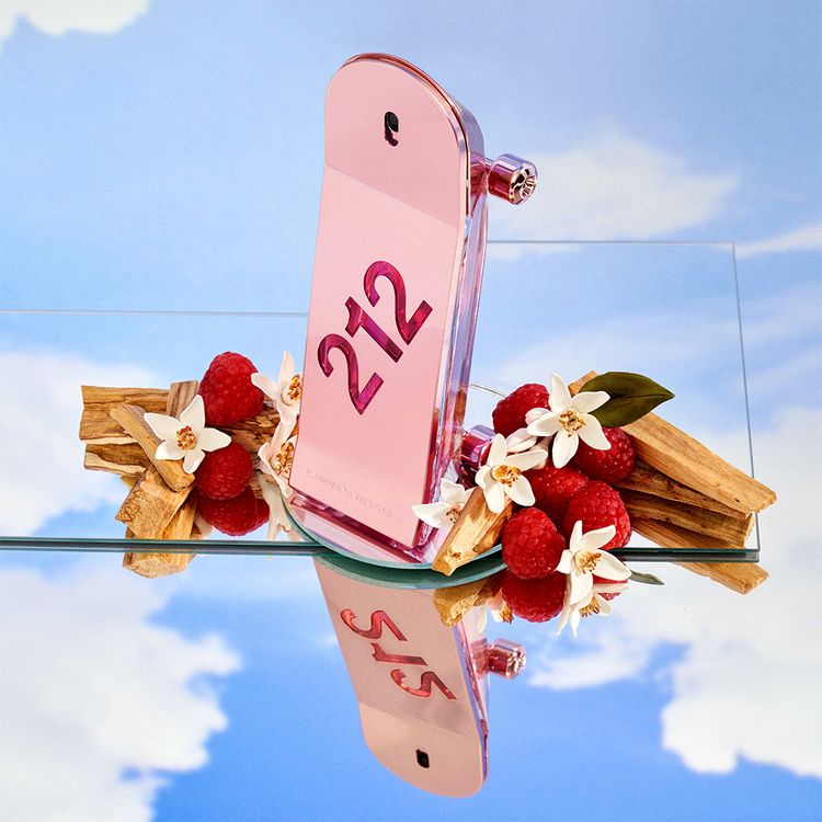 น้ำหอม Carolina Herrera 212 Heroes Forever Young For Her EDP