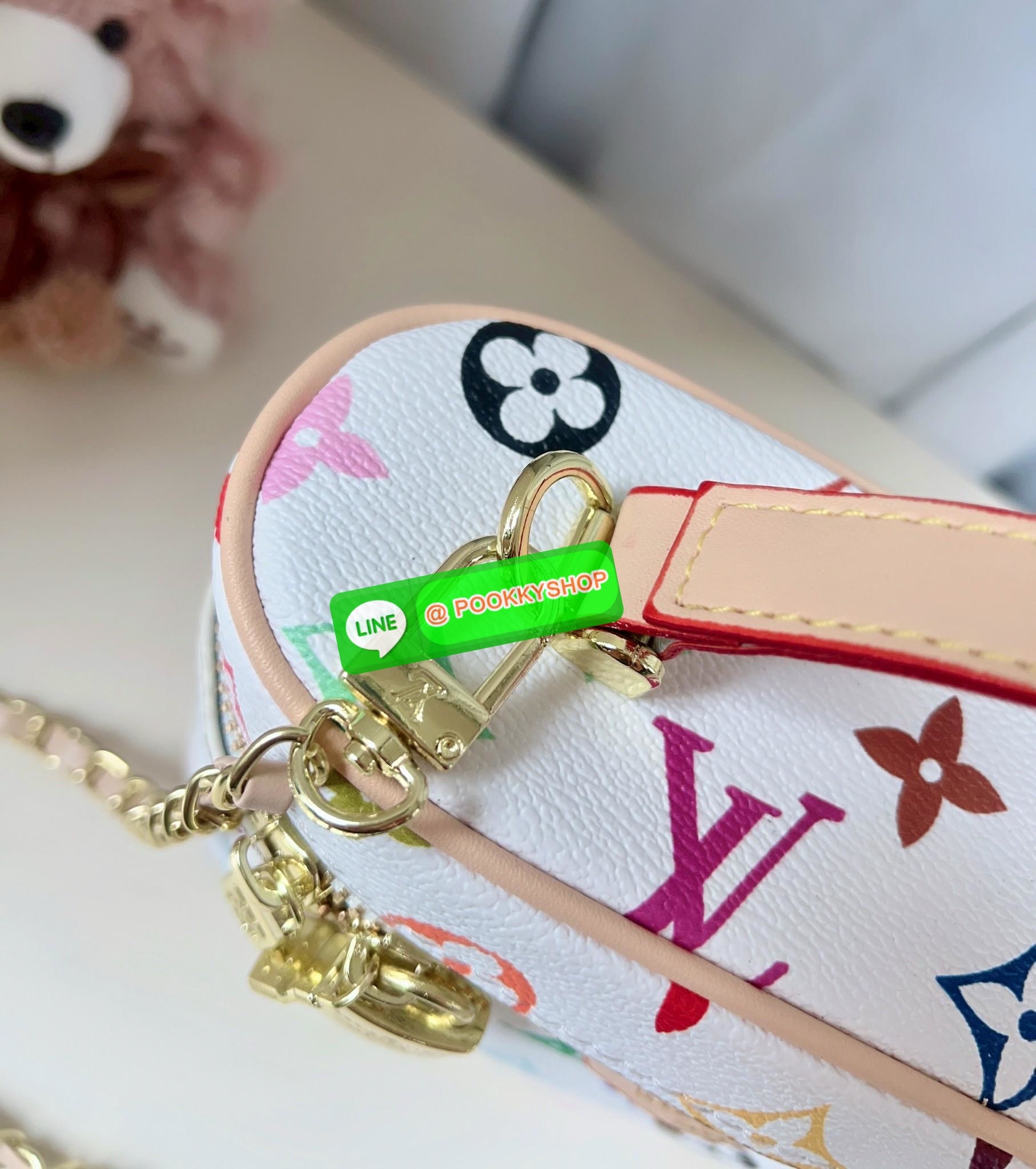 NEW ARRIVAL! **สินค้าเข้าใหม่** สุดฮอตกับน้องมินิๆสุดคลาสสิค ที่พกพาไปไหนมาไหนได้ตลอด สีสันสดใสสวยสะดุดตา ไม่ดูฉูดฉาดค่า! LOUIS VUITTON X MURAKAMI VANITY CHAIN POUCH MUITICOLOTED MONOGRAM ((Premium gift ตปท.))