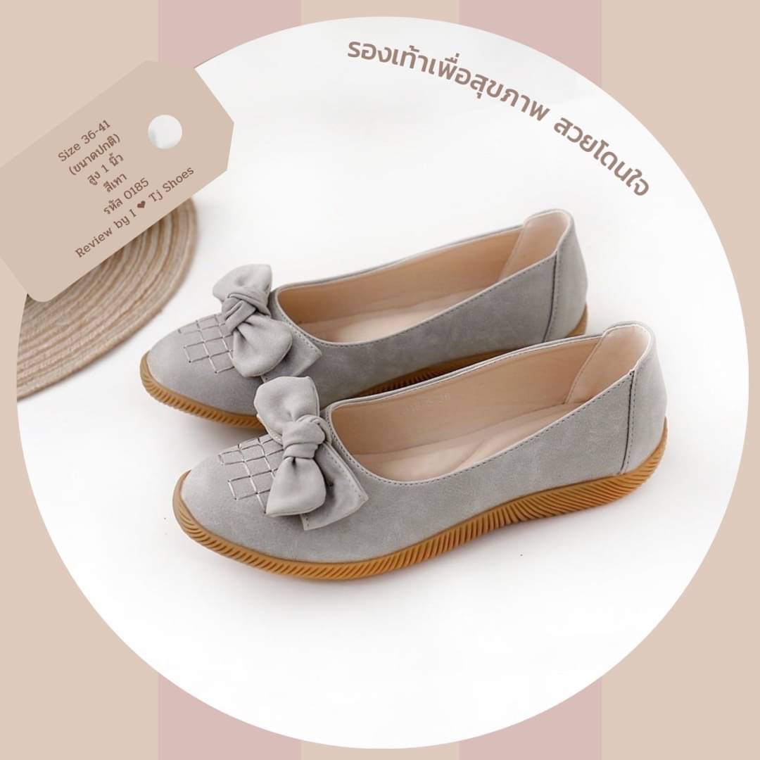พร้อมส่งรองเท้าเพื่อสุขภาพ ที่ทั่งเกร๋ทั้งน่ารักสุดๆ รองเท้ารุ่นนี้เป็นงานสั่งทำพิเศษ หนังนิ้มนิ่ม พื้นบุนวมนิ่มทำให้ใส่สบายเท้าขึ้น น้ำหนักเบา ใส่นุ่มเดินทั้งวันได้สบายมากๆ ส้นยางเกรดพรีเมี่ยมอย่างดี แมทกับชุดอะไรก็เกร๋ เป็นรุ่นแนะนำ ซื้อไปรับรองไม่ผิดหว