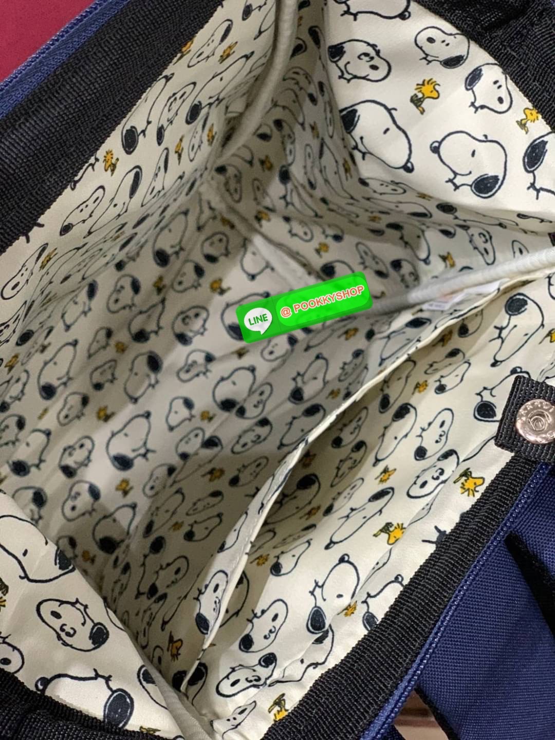 ANELLO x Peanuts Backpack (Size Kids) os-s043 ได้ Collaboration หรือเป็นการร่วมงานกับตัวการ์ตูนสุดคลาสสิคอย่าง Peanuts มานำเสนอโดยเอาคาแลคเตอร์ ในการใช้ชีวิตประจำวัน ที่เหมาะสม มาวางบนตัวกระเป๋า กระเป๋า anello (อเนลโล่) กระเป๋าเป้แบรนด์ของญี่ปุ่น ที่มีเอก