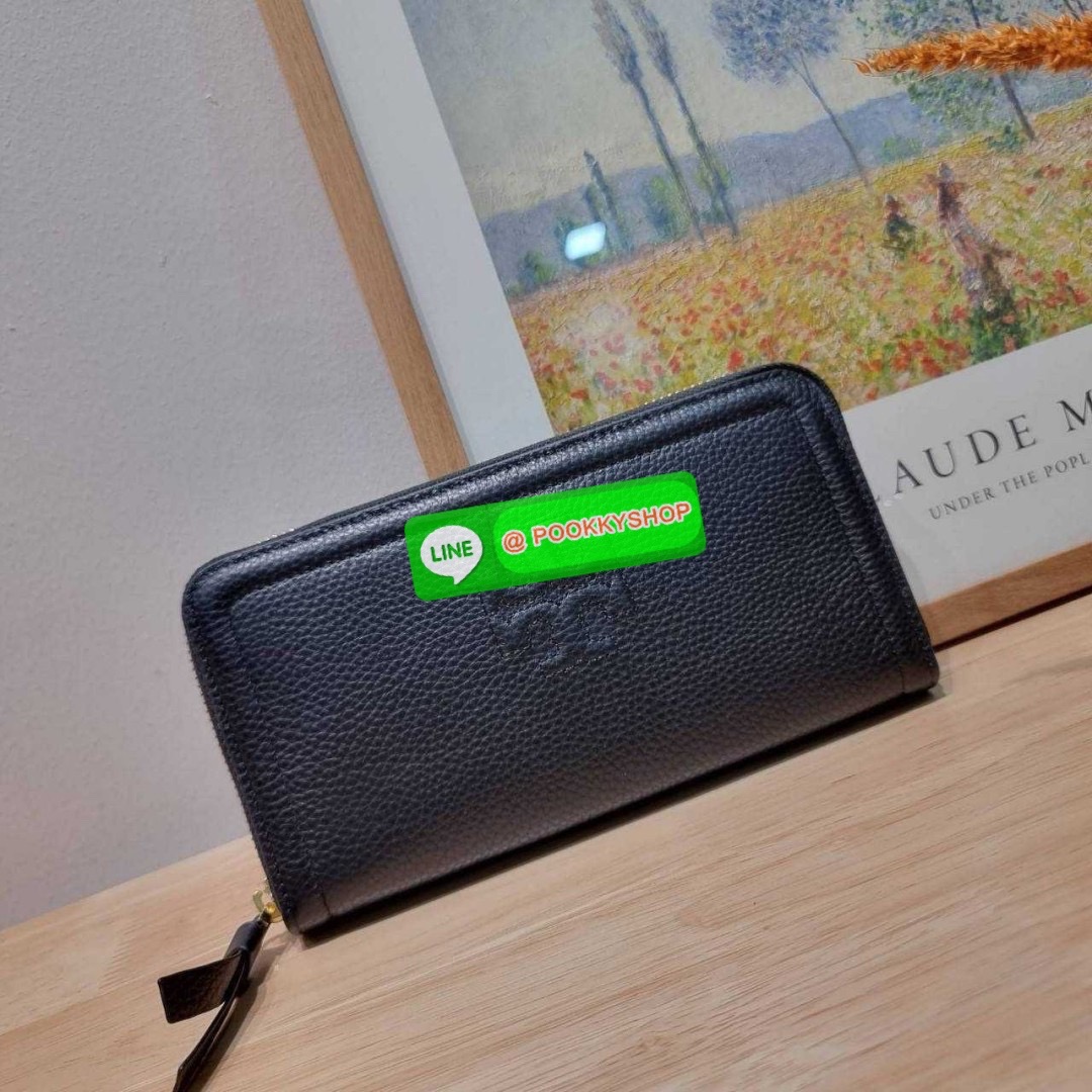 🔆 Model TORY BURCH THEA MULTI GUSSET ZIP CONTINENTAL WALLET 🔆 Details กระเป๋าสตางค์ใบยาวเบสท์เซลเลอร์ ขนาดกำลังพอเหมาะ ดีไซน์เรียบหรู รูดเปิด-ปิดด้วยซิป ภายในแบ่งสัดส่วนไว้ดี ใส่บัตรได้เยอะ ใส่ธนบัตรได้ มีช่องซิปแยกใส่เหรียญได้หรือจะใส่โทร