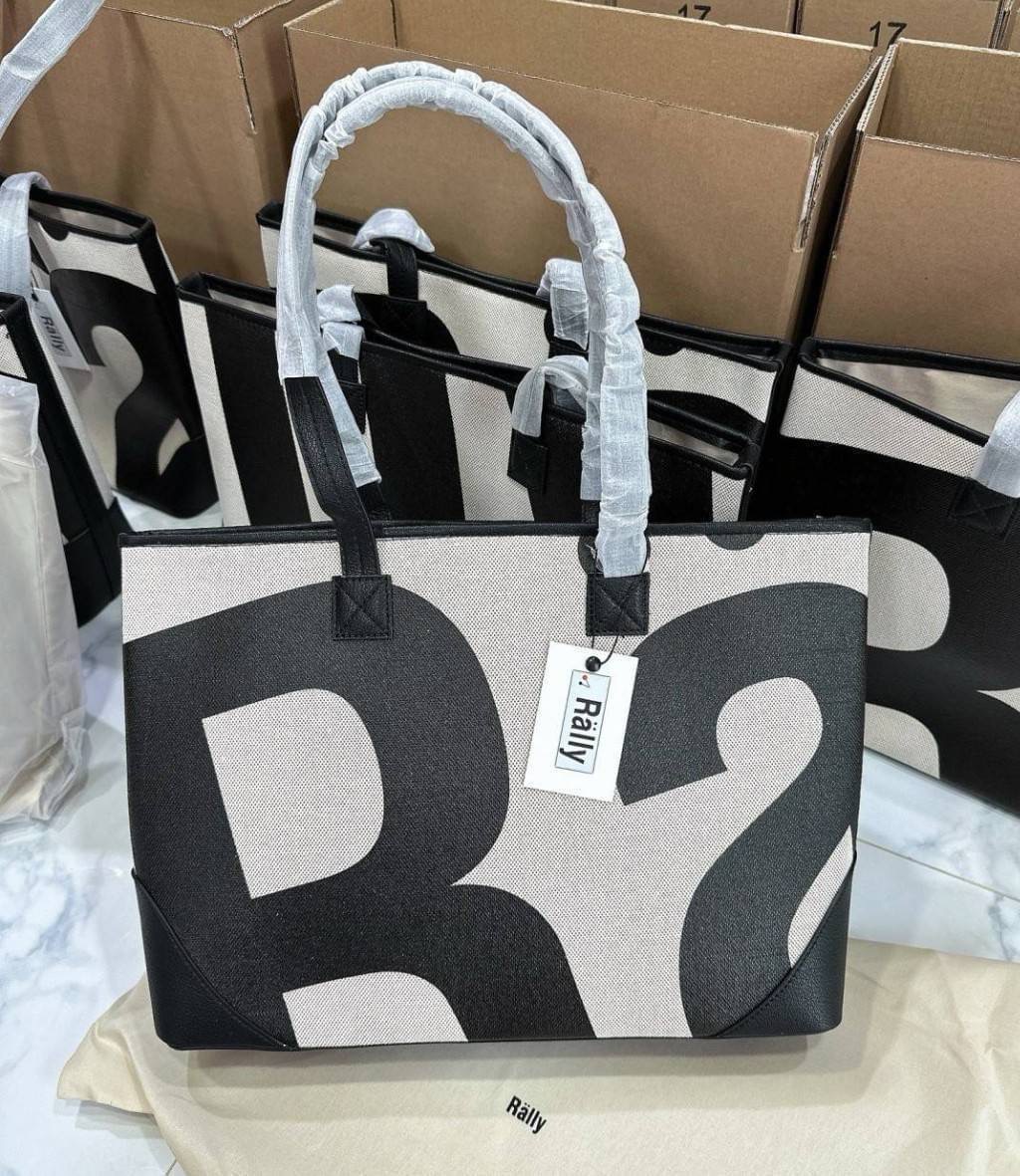 กระเป๋า RALLY งาน HIEND น้ำหนักเบา ใส่ของได้จุ ใส่ iPad / Notebook ได้