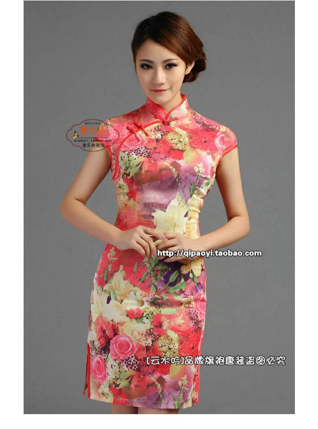 ชุดกี่เพ้า ชุด กี่เพ้าประยุกต์ เนื้อผ้าไหม ลายดอก สีโทนชมพู สวยหวาน แต่งปลายขลิบ เนื้อผ้าสวยหรู งานเนี๊ยบมากคะ Size M