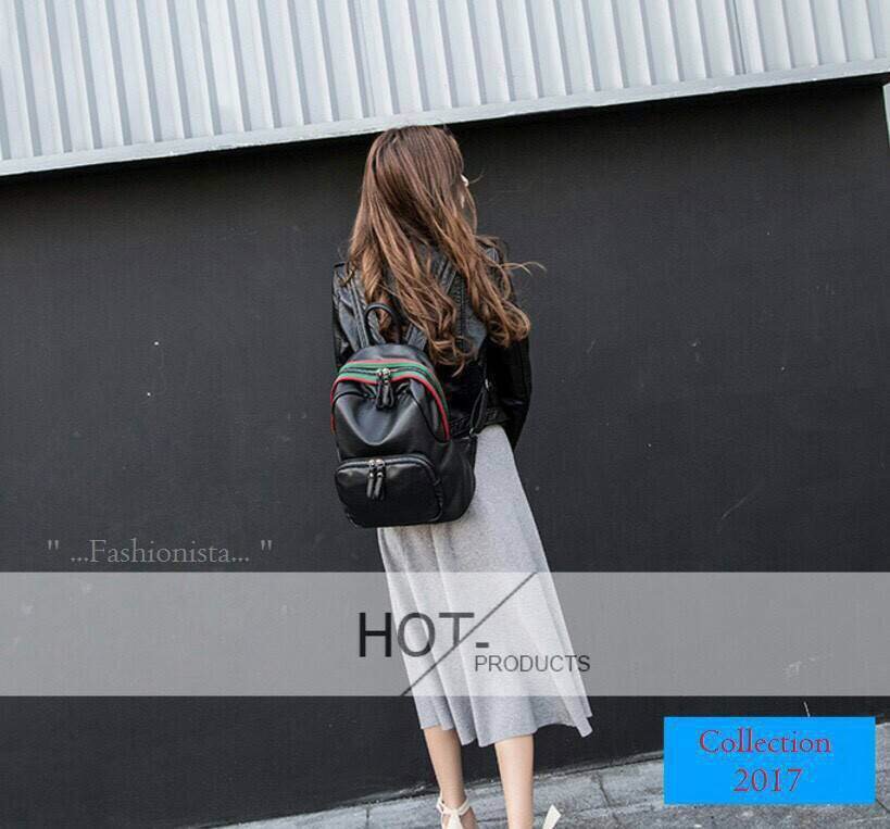 เข้าเพิ่มล็อตใหม่ ITEM SO HOT!!! KOREA HOT TREND LEATHER BACKPACK Item ฮ็อตๆที่ไม่ควรพลาด หน้าฝนมาแล้วรออะไร จัดเป้กันน้ำ ไปใช้กันนะคะ กระเป๋าเป้ทรงสะพายหลัง วัสดุ pu เนื้อหนานิ่มงานคุณภาพเกรด AAA ตัดเย็บแบบเท่ห์ๆ แต่งขอบผ้าสไตล์งานแบรนด์ มีช่องใส่ของด้าน
