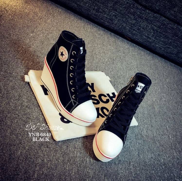 แบบใหม่พร้อมส่ง รองเท้าผ้าใบหุ้มข้อนำเข้าเสริมส้น Style Converse วัสดุผ้าแคนวาส ส้นPU มีซิปด้านข้างใส่ง่าย ทรงสวยฮิตขนาดนี้ รีบจองกันนะคะสาวๆ