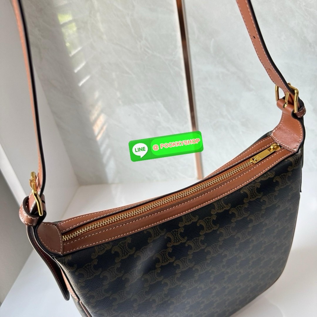CELINE HELOISE CUIR TRIOMPHE BAG IN TRIOMPHE CANVAS AND CALFSKIN TAN 🔖กระเป๋าสะพายทรง HOBO รุ่นฮอตตลอดไม่มีเอ้าท์ ใบใหญ่จะสัมภาระได้เยอะ