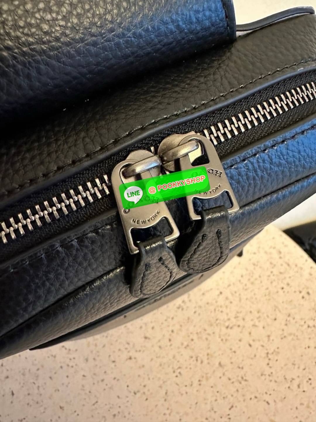 Coach C5331 Signature Gotham Pack กระเป๋า Sling Bag หนังเรียบหรู ใส่ได้ทุกวัน เท่แต่สุภาพในใบเดียว