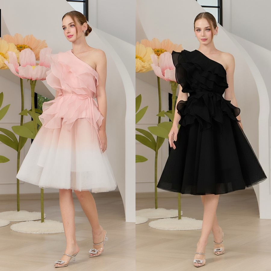 เสื้อแฟชั่น เสื้อแขนกุดไหล่เดียว