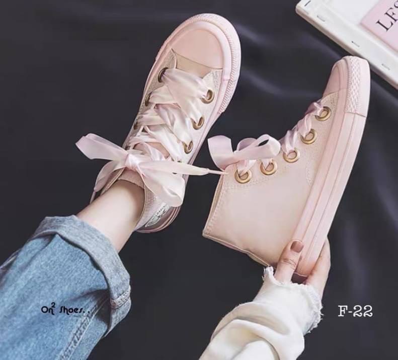 รองเท้าผ้าใบหุ้มข้อสไตล์แบรนด์ สายผูกโบว์ งานน่ารักเกาหลีมากกก มี 3 สี