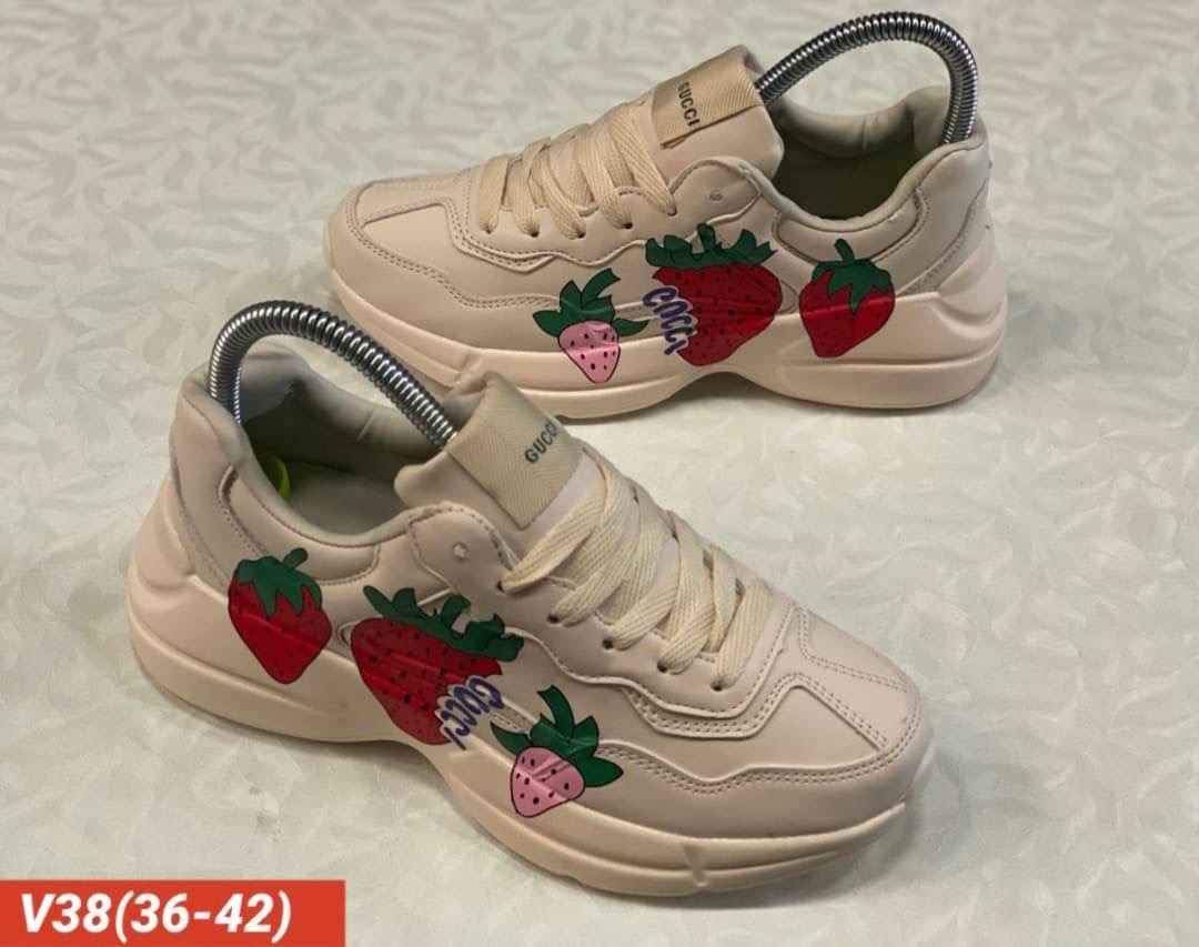 พร้อมส่ง รองเท้าผ้าใบก็อปแบรนด์ NY กุชชี่ เสริมส้น หนังนิ่ม งานสวยมากกกคะ พื้นแบรนด์