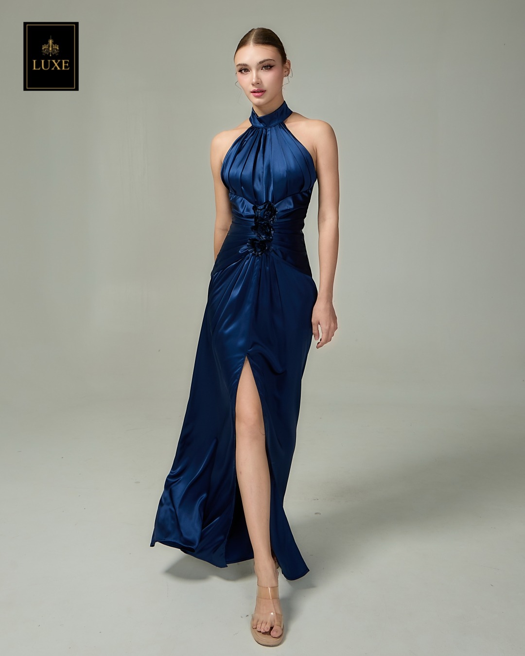 เดรสแฟชั่น แม็กซี่เดรสเสื้อคอกลมแขนกุด กระโปรงผ่าหน้าขา