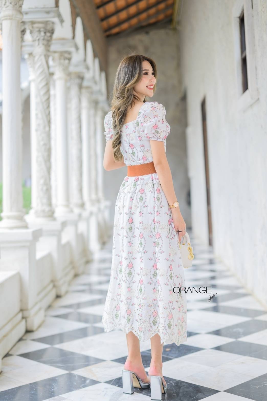 NEW ARRIVALS By Orange Juice Maxi เดรสยาวผ้าฉลุ พิมลาย พร้อมเข็มขัด