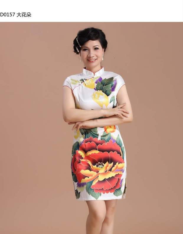 ชุดกี่เพ้าประยุกต์ กี่เพ้าจีน สีขาวมุก แต่งลายดอกเบญจมาศ สวยหรูมากคะ SIZE M