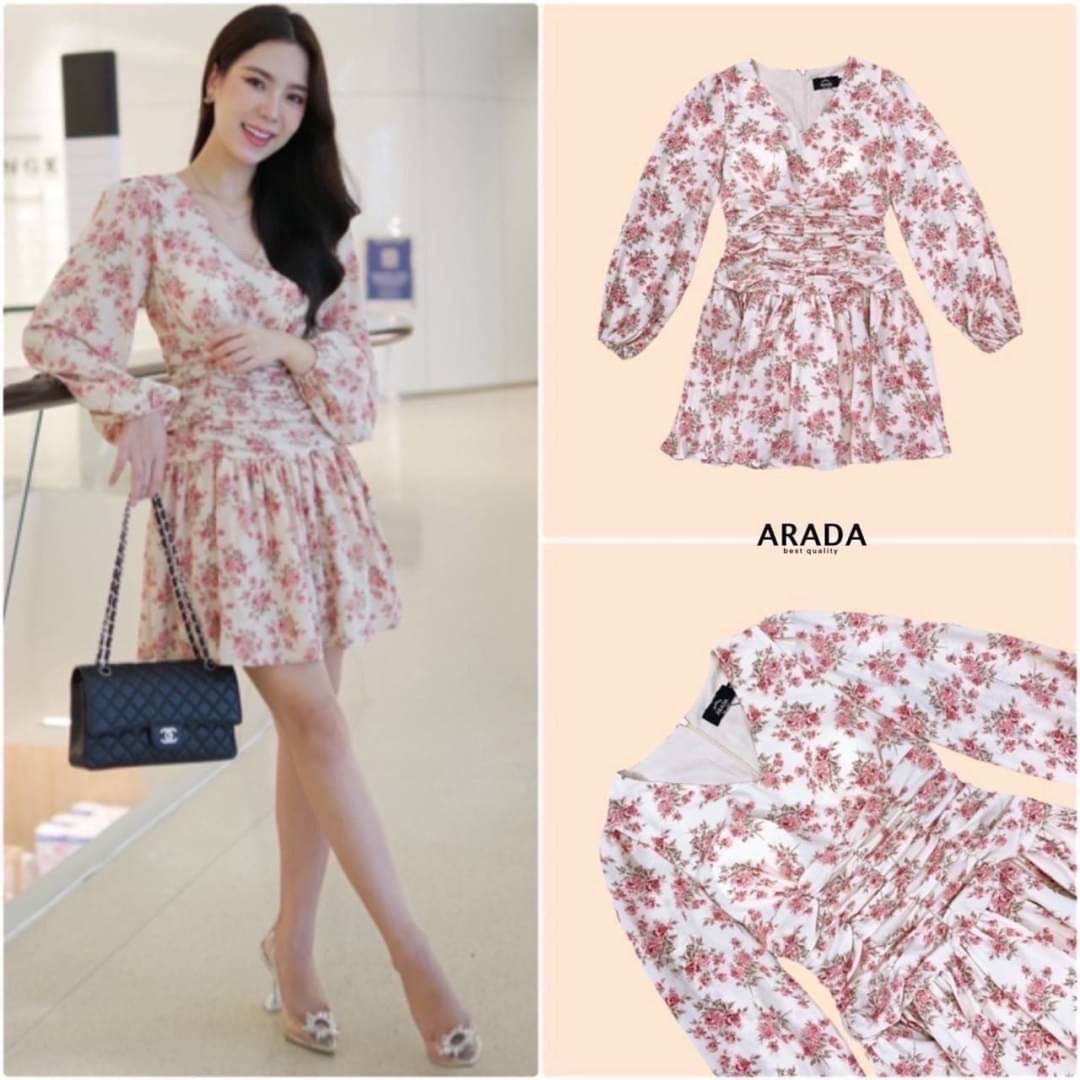 มินิเดรสแขนยาว คอวีลายดอกไม้ งานผ้าสวยใส่ขับผิวเลยคร่า งานมีซับในอย่างดี ใส่สบายไม่ร้อนนะคะตัวผ้า ดีเทลเพิ่มมีเสริมฟองน้ำทำให้ดูหน้าอกทรงสวย ช่วงเอวแต่งเป็นเรเยอร์เป็นชั้นๆเพิ่มความหรู ชุดนี้สาวพลาดไม่ได้นะคะ ต้องมีติดตู้คร่า