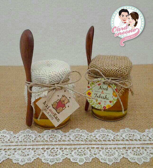 ของชำร่วยน้ำผึ้งพร้อมช้อนไม้