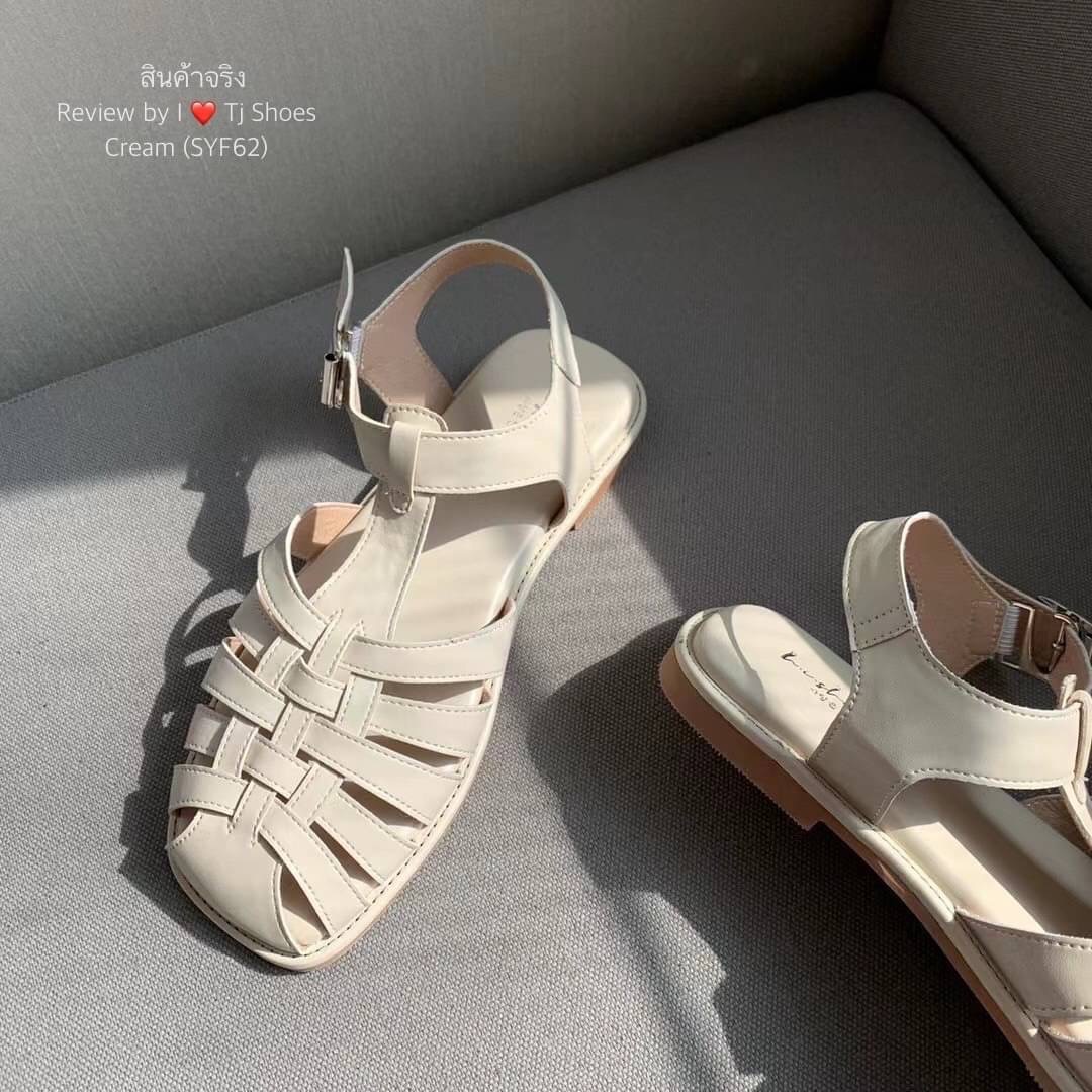 !! พร้อมส่งรองเท้ารัดส้นนำเข้าสวยเก๋ขายดีมากๆ !!! - หนังรุ่นนี้ใส่ดีมาก ใส่เดินสบาย - มีรูระบายอากาศ ใส่แล้วเท้าไม่อับ - สายสามารถปรับให้กระชับได้ - จับแมทกับชุดง่าย ใส่แล้วดูเกร๋ดูน่ารักมากๆ - ทางร้านถ่ายรูปจากสินค้าจริง *** ของจริงงานดีสวยเป๊ะมาก สวยเกิ