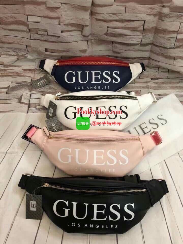 GUESS Women Fanny Pack กระเป๋าคาดอก คาดเอว สุดฮิตมาแรง ผลิตจากหนัง pu เนื้อนิ่ม สกรีนโลโก้แบรนด์ สวยเท่ใช้ได้ทั้งชาย/หญิง ใบกระทัดรัด สายปรับยาวได้หลายระดับ