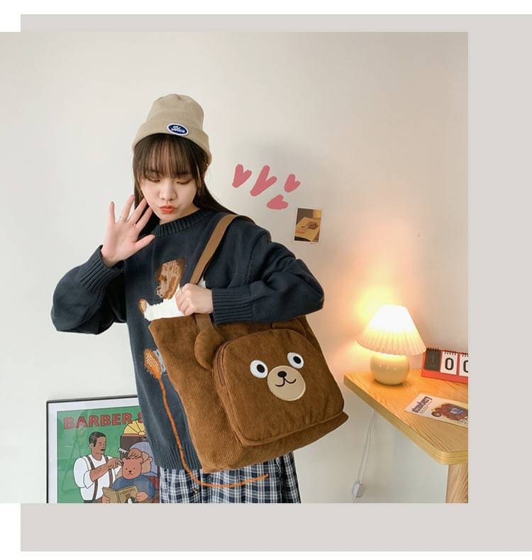 รุ่นใหม่ พร้อมส่ง!!!!!!! Shock Bear bagv(BP) ใครเห็นก็ต้องเอ็นดูว เจ้าหมีน้อย มาในผ้าลูกฟูก เพิ่มมิติด้วยช่องหน้าแต่งหูน้องหมี ประโยชน์ใช้สอยก็ไม่เบา ใบใหญ่จุเยอะ