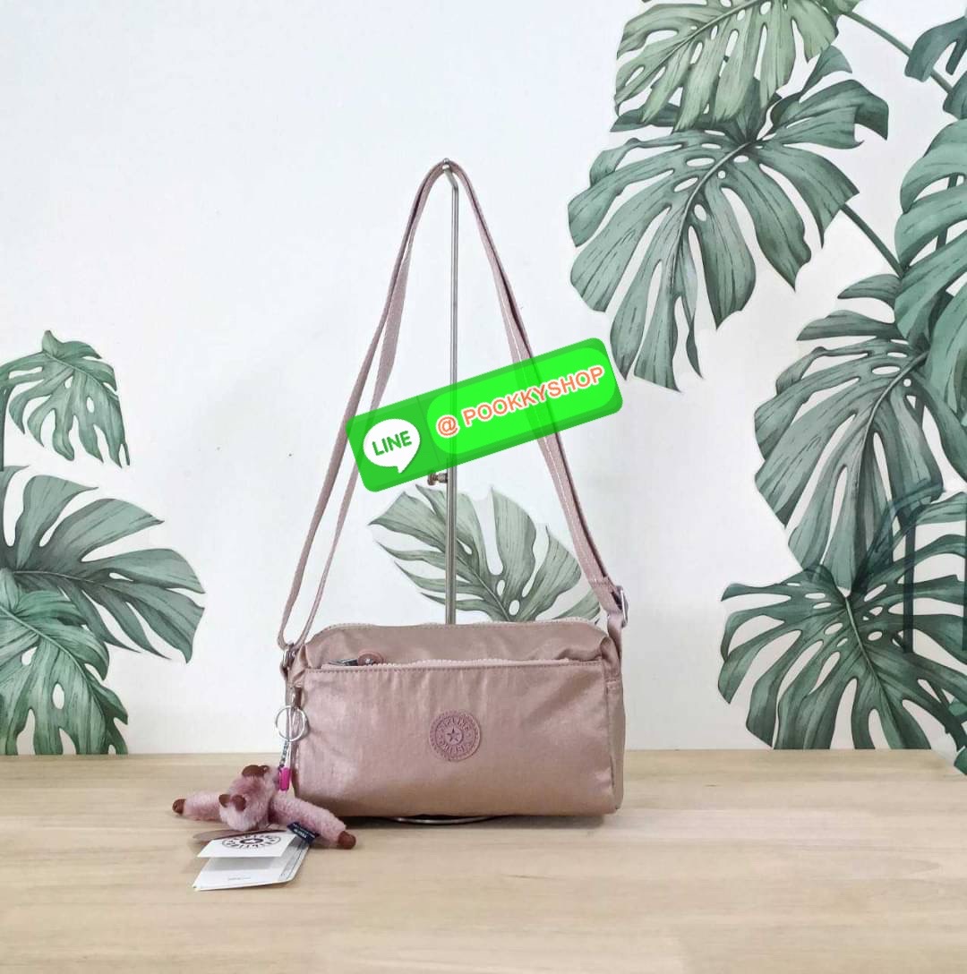 KIPLING Monkey program K16217 Seoul up sling bag รุ่น 3 ซิป สะพายข้าง ขนาดเล็กทรงสี่เหลี่ยมผืนผ้า วัสดุ Nylon 100% หลากหลายฟังก์ชั่นใช้งาน ครบครันในใบเดียว