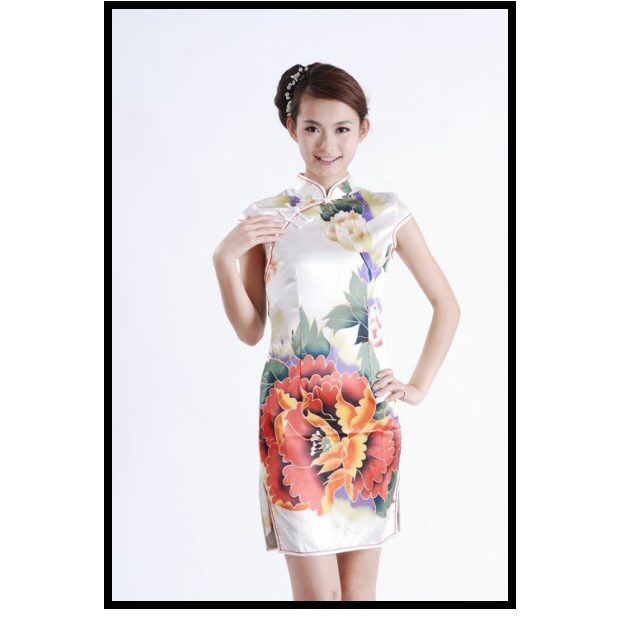 ชุดกี่เพ้าประยุกต์ กี่เพ้าจีน สีขาวมุก แต่งลายดอกเบญจมาศ สวยหรูมากคะ SIZE M