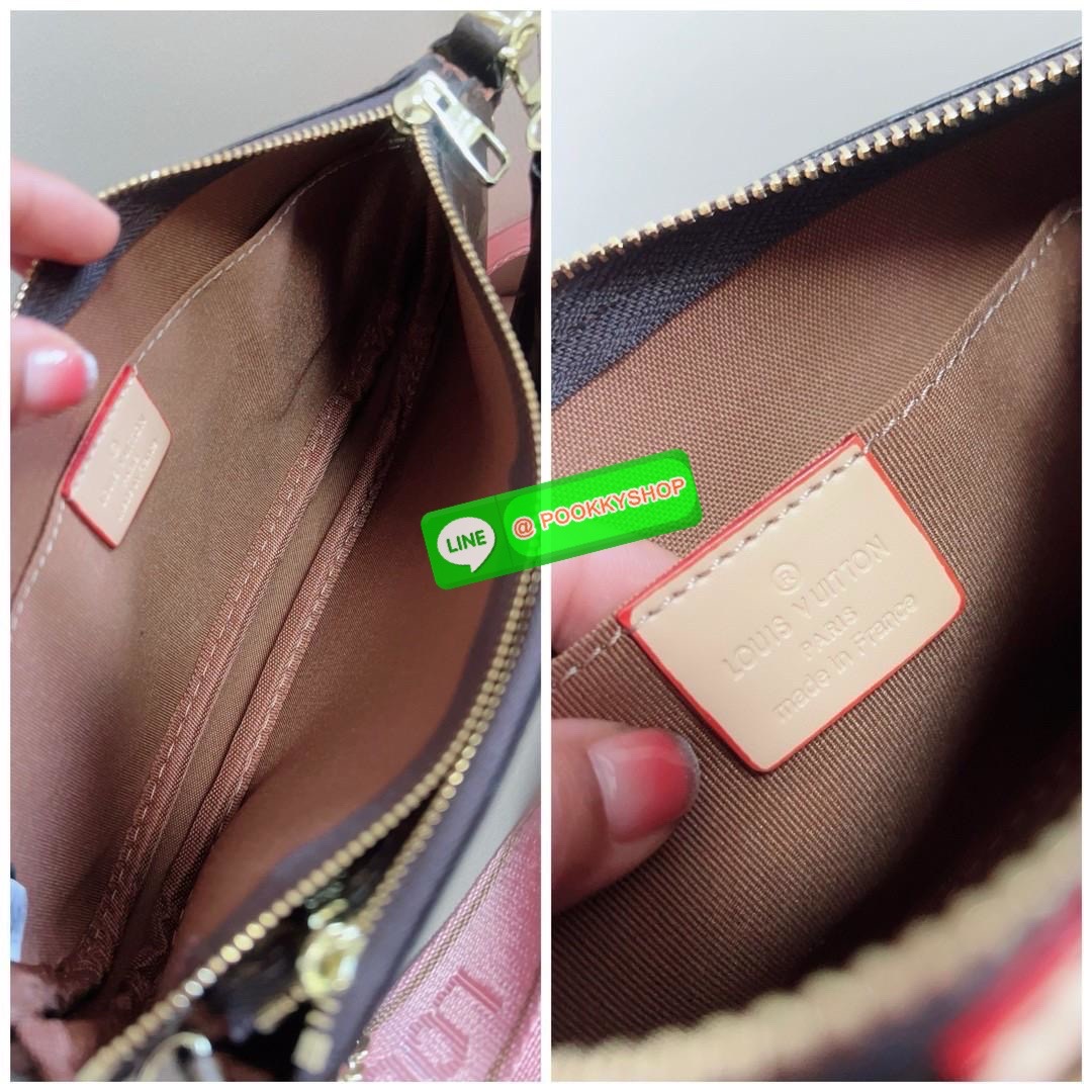หนึ่งในรุ่นLV ที่สาวๆต้องมีติดตัวอย่างน้อยหนึ่งใบค่าา สวยดังเดิม! LOUIS VUITTON MULTI POCHETTE ACCESSORIES ((vip gift ตปท.)) 🔖พร้อมส่ง! มีถึง3ใบด้วยกันในหนึ่งเซตนะคะ ได้รุ่นนี้ไปใช้สะพายได้ยาวๆแน่นอนค่าสาวๆ 🔖หนังแท้ หนังนิ่มอย่างดี อะไหล่ท