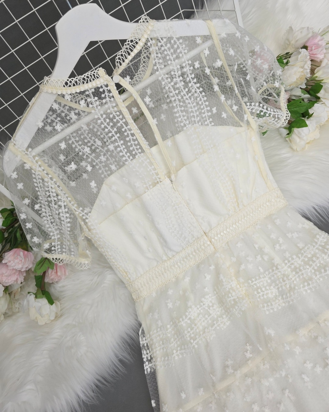 เดรสแฟชั่น เดรสเสื้อคอกลมแขนสั้น กระโปรงอัดพลีท3ชั้น