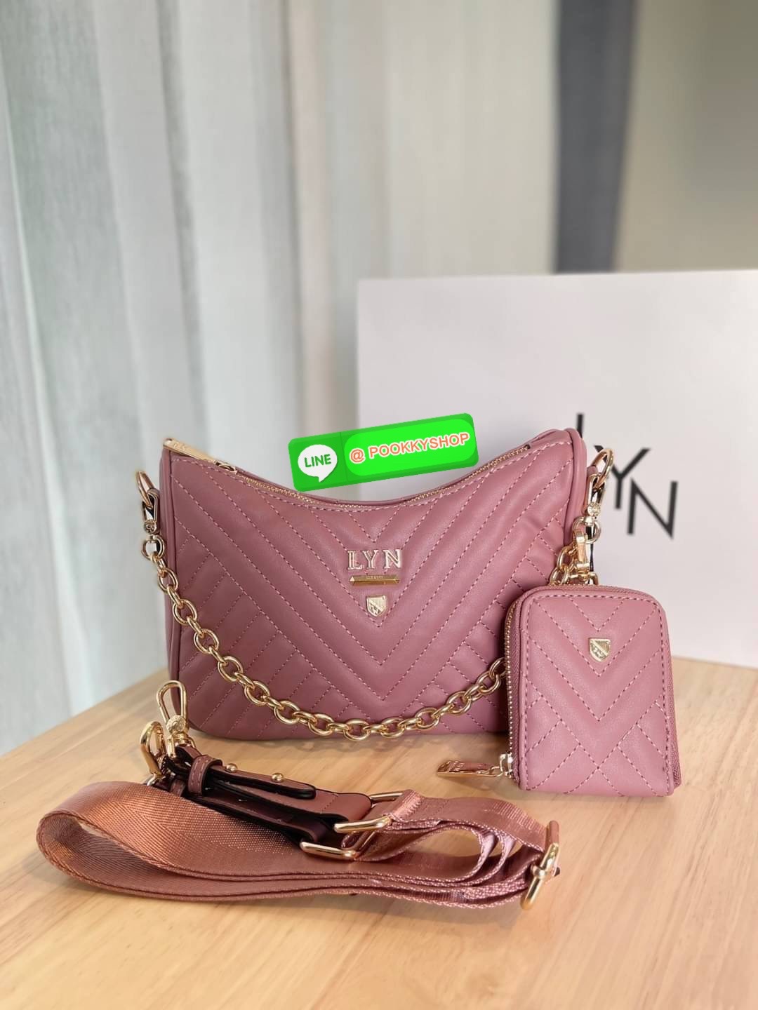แท้ Outlet กระเป๋า Lyn คอลเลคชั่นใหม่ สะพายข้างน่ารักๆ