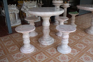 โต๊ะหินอ่อนขนาด 90 เซนติเมตร เก้าอี้ 4 โต๊ะสูง 80 เซนติเมตร
