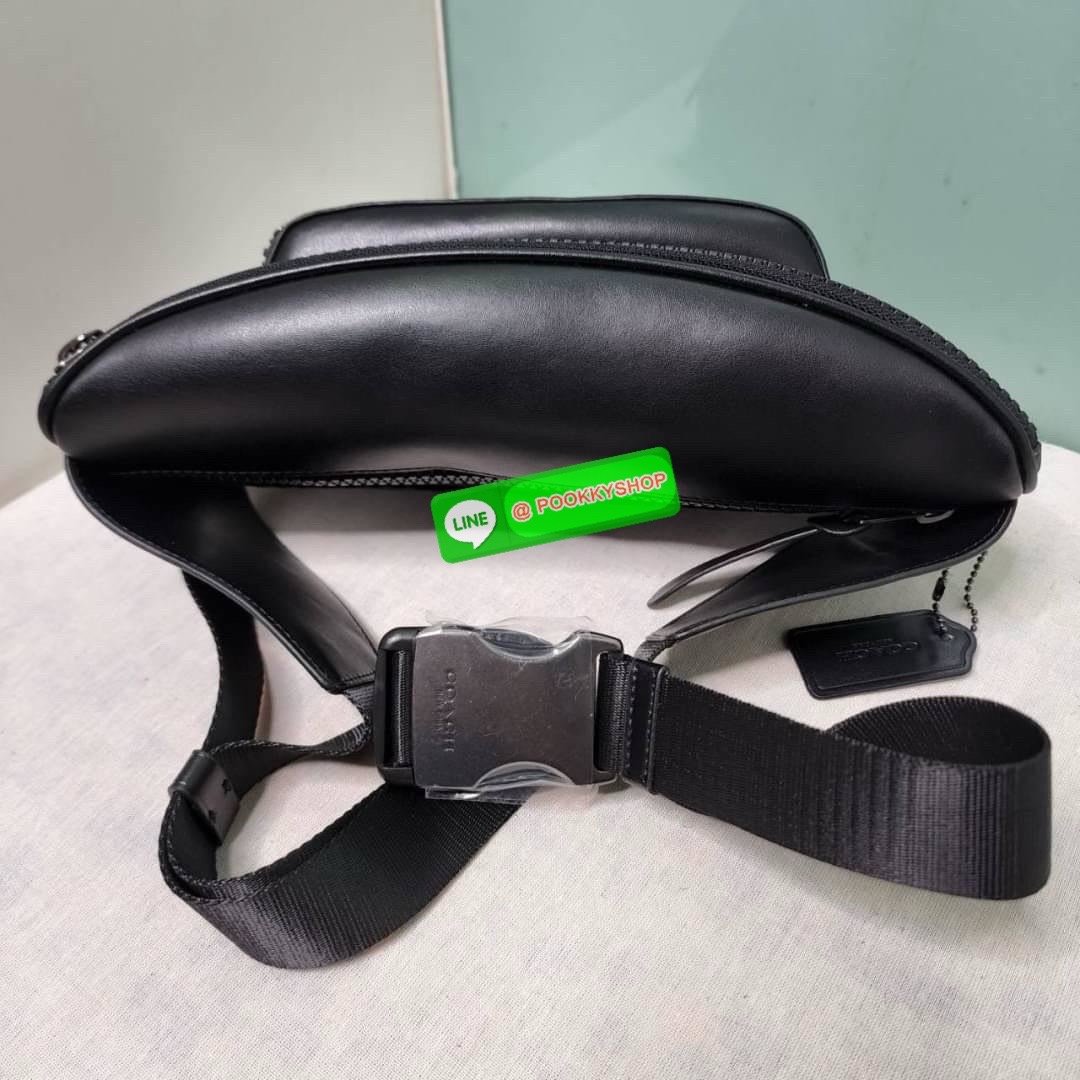 กระเป๋า คาดอก/คาดเอว COACH TERRAIN BELT BAG IN SIGNATURE CANVAS WITH CAMO PRINT (COACH F89034) เป๋าคาดเข็มขัด ผ้าใบเคลือบซิกเนเจอร์และหนังลูกวัวอย่างดี ภายในกระเป๋ามัลติฟังก์ชั่น ปิดด้วยซิป ซับในผ้า กระเป๋าซิปด้านนอก สายปรับได้สำหรับสวมใส่ที่เอว