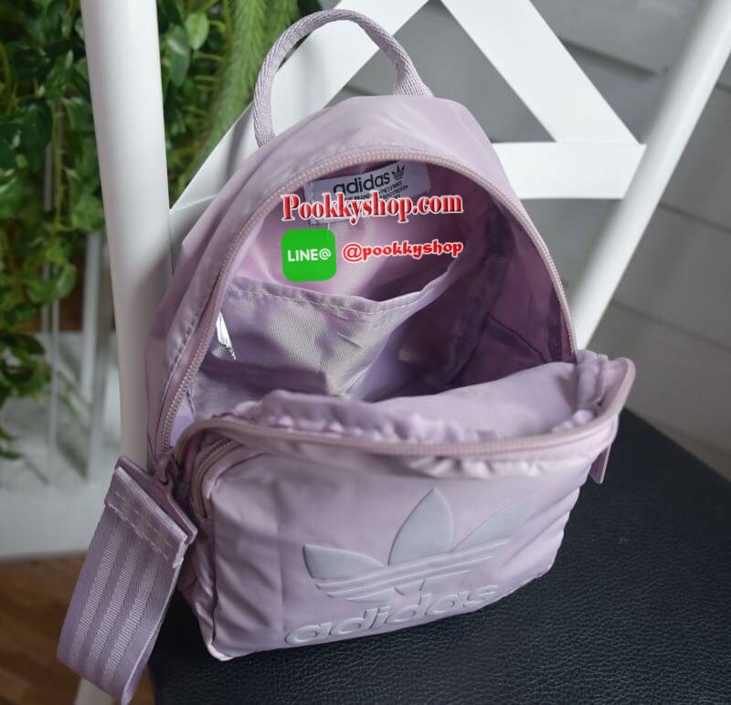 Adidas Mini shoulder bag & Backpack กระเป๋าเป้สะพายหลัง ขนาดmini เปิด-ปิด ด้วยซิป วัสดุ Nylon น้ำหนักเบา ภายโล่ง ใส่โทรศัพท์ กระเป๋าตังค์ได้ มีช่องซิปด้านหน้า1ช่อง มีสายสะพาย2เส้น สะพายข้างหรือเป้ได้ สีน่ารักๆ เข้าได้กับเสื้อผ้าทุกสีเลยค่า!!