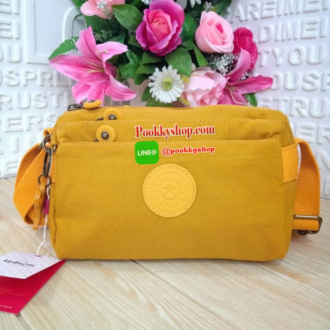 KIPLING Mini Crossbodybag กระเป๋าสะพายข้างขนาดกะทัดรัด ผลิตจากวัสดุ Nylon+ Polyester100% มีช่องใช้งานแยกย่อยมากถึง 4 ช่อง -ด้านหน้ามีช่องซิป 2 ช่อง -ช่องหลักโล่ง กว้าง จุของใช้ได้เยอะ -ด้านหลังมีช่องซิปอีก 1 ช่อง มาพร้อมพวงกุญเเจลิง สายสะพายยาวสามารถปรับไ