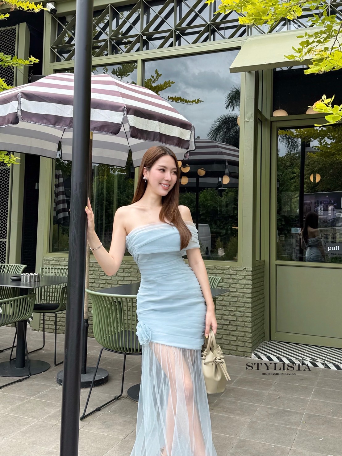 เดรสแฟชั่น เดรสใส่สวยดูดี ต้องมีติดตู้ไว้เลย แพลตเทินดีงาม ใส่สวยเปะสุดๆ