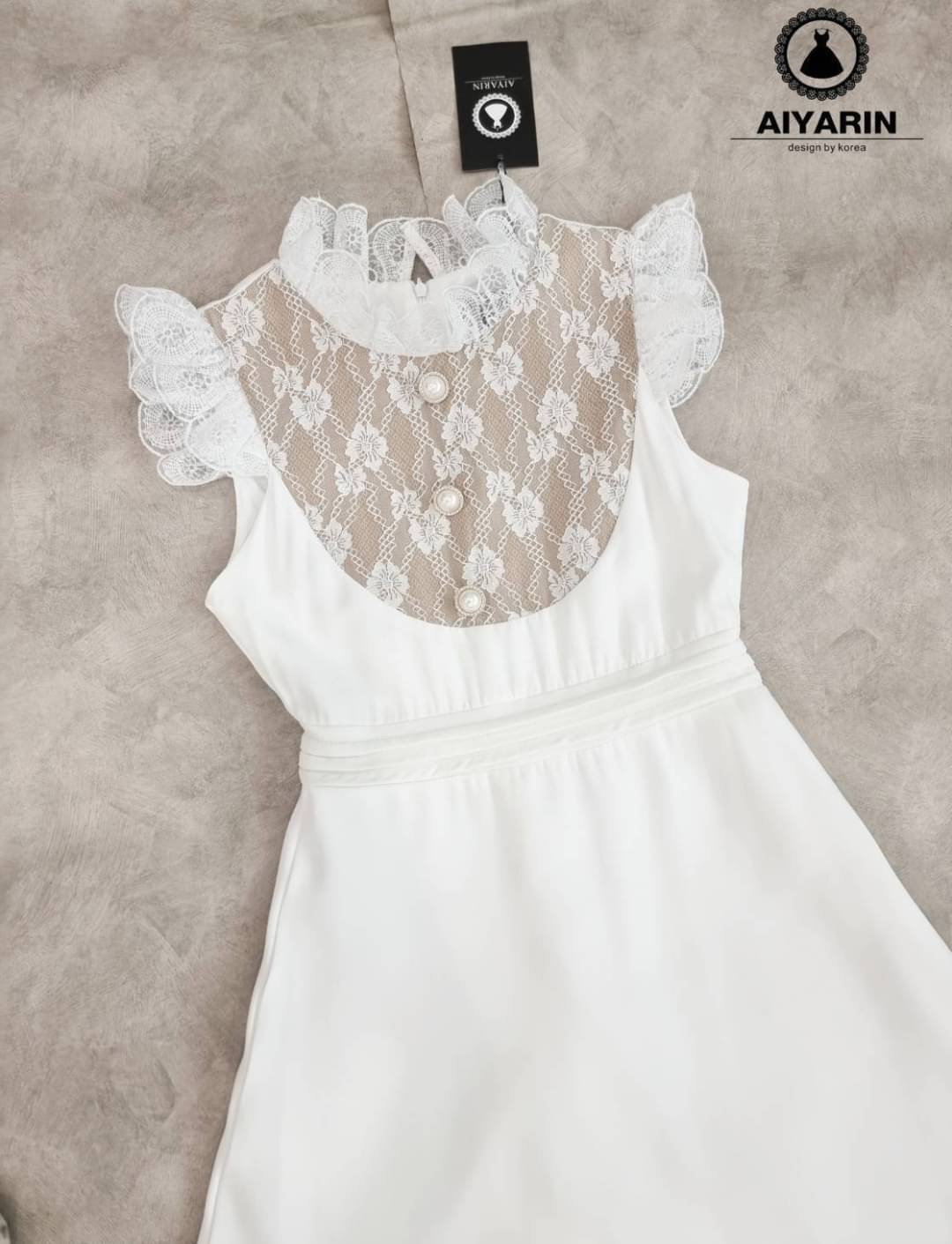 เดรสลุกไม้ปักที่อกผ้าหนานิ่มปักดอกไม้ตรงด้านหน้ากระดุมสวยไฮโซปักดอกไม้เเน่นๆมีขอบลูกไม้เเต่งเเนวลูกคุณมั้กๆคะเป็นกระโปรงยาวดูไฮโซมั้กๆๆน่ารักมั้กๆผ้าเนื้อดีมีนำ้หนักมากๆๆ สีตามชุดไฮโซมาากๆสวยเเนน่นอนคะๆเน้นนะว่าผ้าดีมั้กๆมีนำ้หนักมากๆๆ ดูไฮโซมั้กๆคะสวมใส่