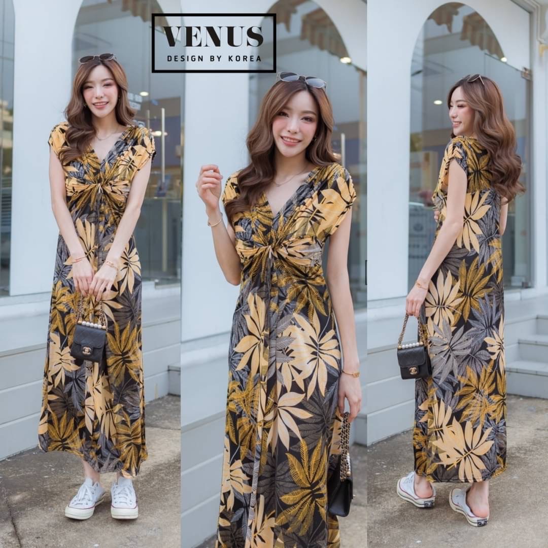 I'm Lady By Venus แม๊กซี่เดรสม้วนหน้า พิมพ์ลายใบไม้ เนื้อผ้ายืดหยุ่นนะคะ ใส่สบายคะ แม๊ทกับรองเท้าผ้าใบก็เก๋คะ