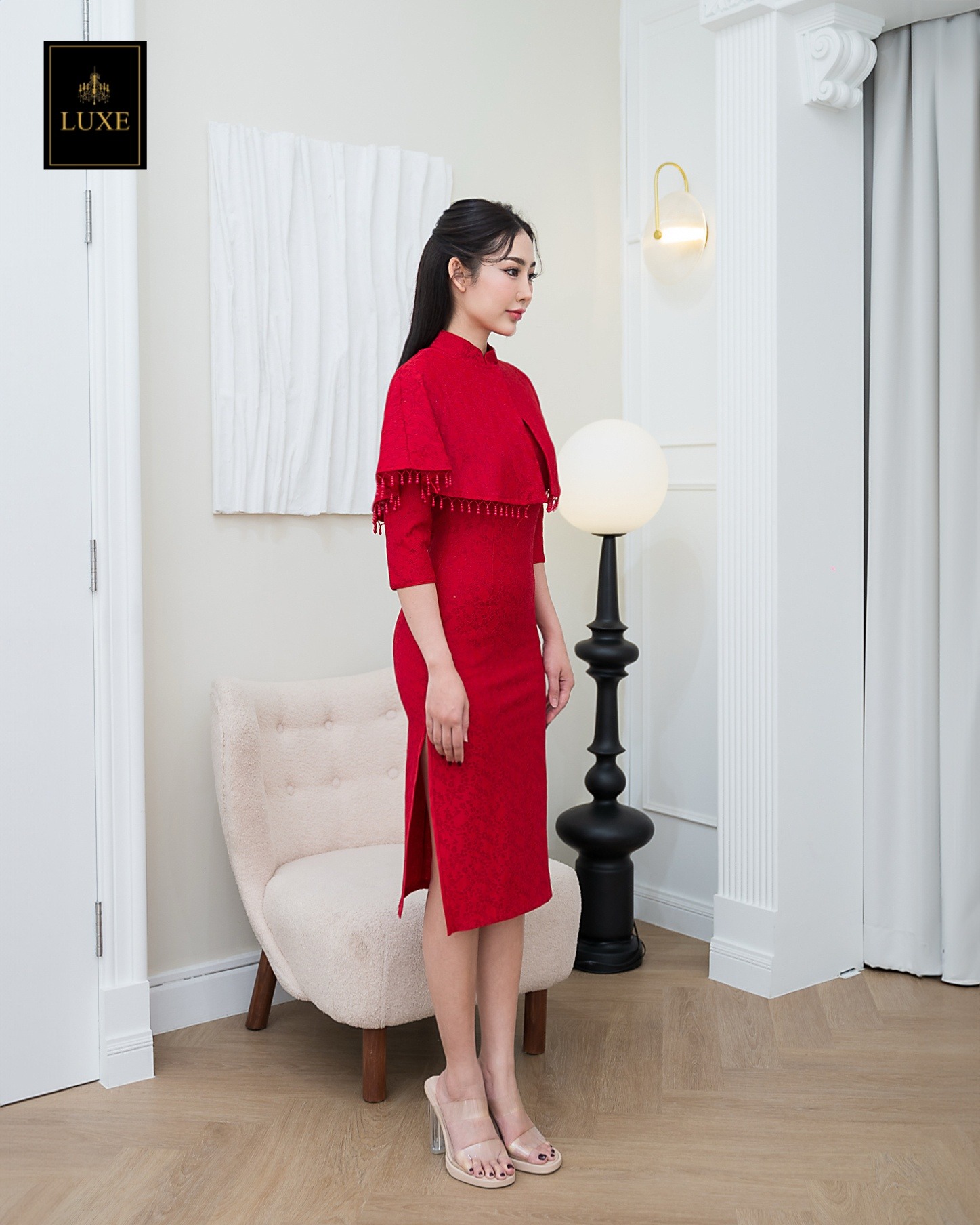 เดรสแฟชั่น เดรสกี่เพ้าเสื้อแขน 3 ส่วน มีเสื้อคลุมที่สามารถถอดได้