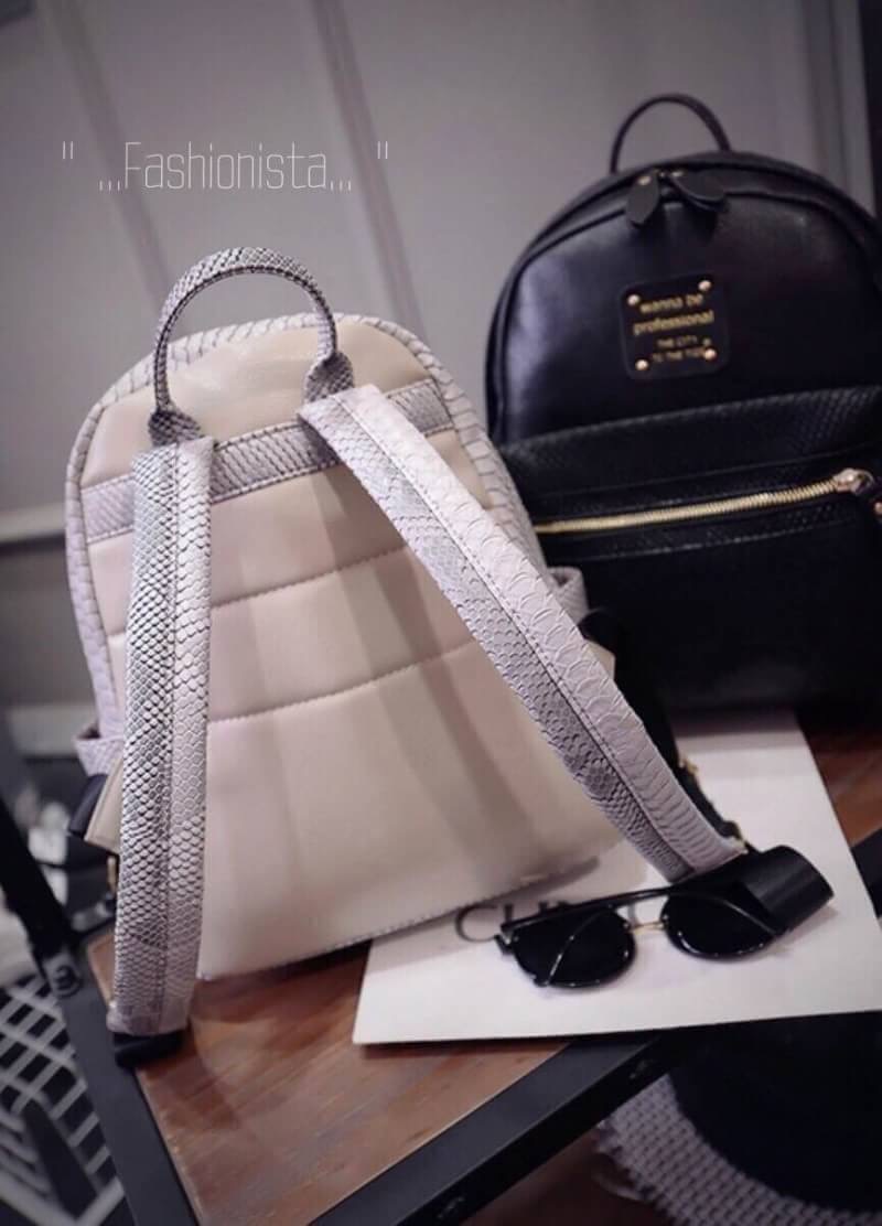 รุ่นนี้ถามกันมาเยอะ จัดมาเพิ่มให้อีกรอบ งานลายนูน 3มิติ ไม่ใช่สกรีนลาย พร้อมส่งครบสีเลยค่ะ!! HOT ITEM KOREA BACKPACK พร้อมส่งจ้าา แบบขายดี คุณภาพเริ่ด กระเป๋าเป้แบ็คหนัง pu เน้นจุดเด่นที่ตัวหนังที่ผสมผสานเนื้อแมทสีพื้นตัดต่อหนังลายงูนูนมีมิติสวยลงตัวมาก ว