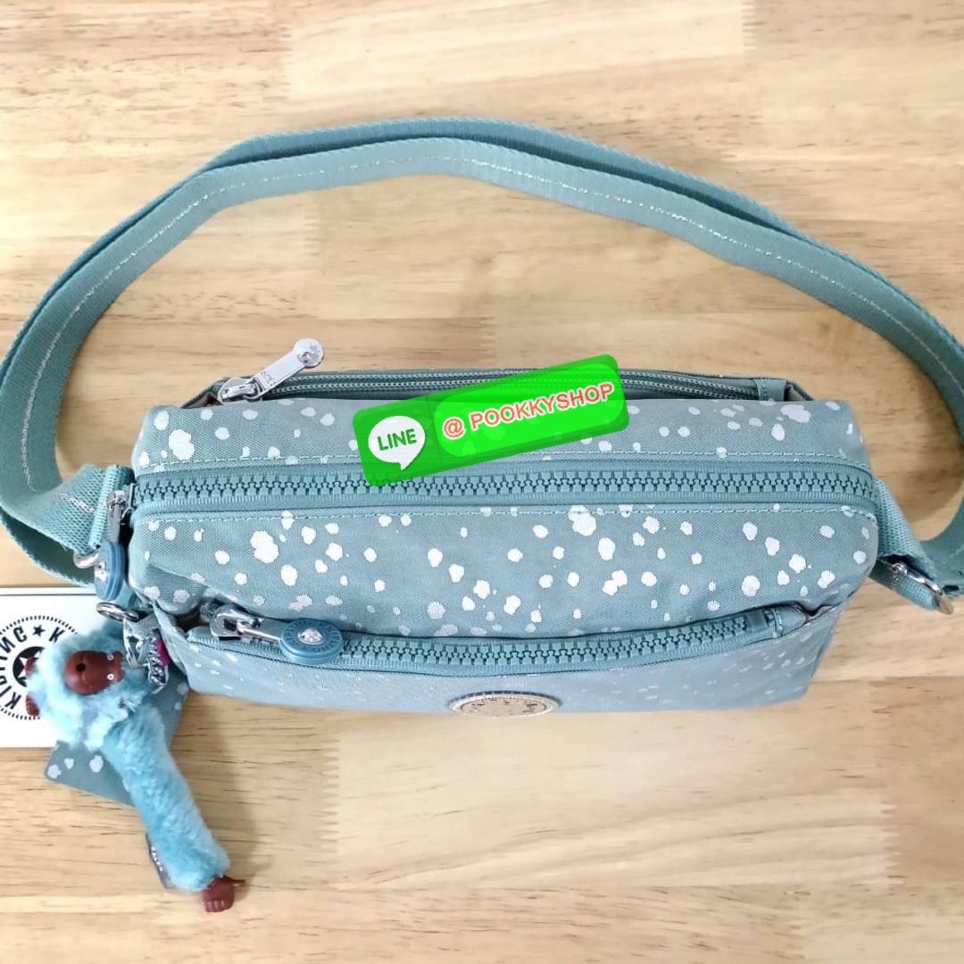 KIPLING Monkey program K16217 Seoul up sling bag รุ่น 3 ซิป สะพายข้าง ขนาดเล็กทรงสี่เหลี่ยมผืนผ้า วัสดุ Nylon 100% หลสกหลายฟังก์ชั่นใช้งาน ครบครันในใบเดียว