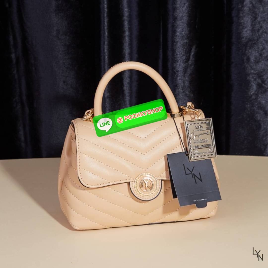 แท้ Outlet Lyn ทรงถือ+สะพายข้างได้ สายโซ่พันหนัง เปิด/ปิดกระเป๋าด้วยกระดุมแม่เหล็ก มี 1 ช่องใช้งาน