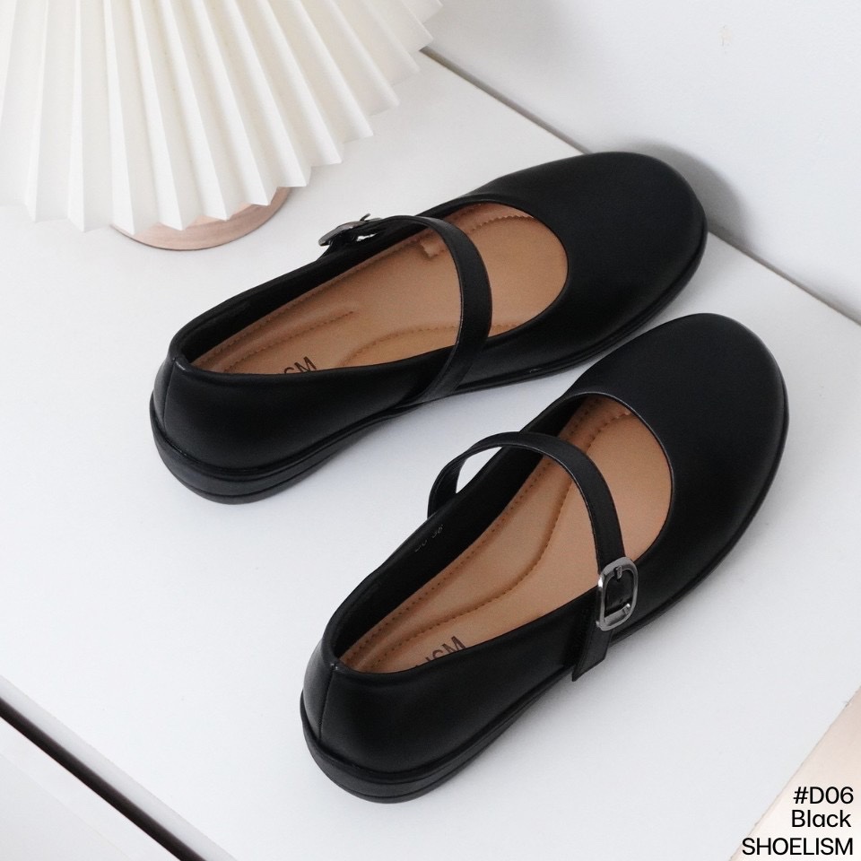 🖤 Mary Jane คู่นี้...ที่ไม่ธรรมดา! รองเท้าคัทชูMaryJane ใครเคยใส่รองเท้าคัทชูแล้วเมื่อย ยืนแป๊บเดียวปวด ส้นเท้าร้าว บอกเลยว่าคู่นี้คือ ตัวแม่สายซัพพอร์ต สวย สุภาพ ใส่สบายจนไม่อยากถอด ต้องมีติดตู้ไว้สักคู่แล้วแม่!