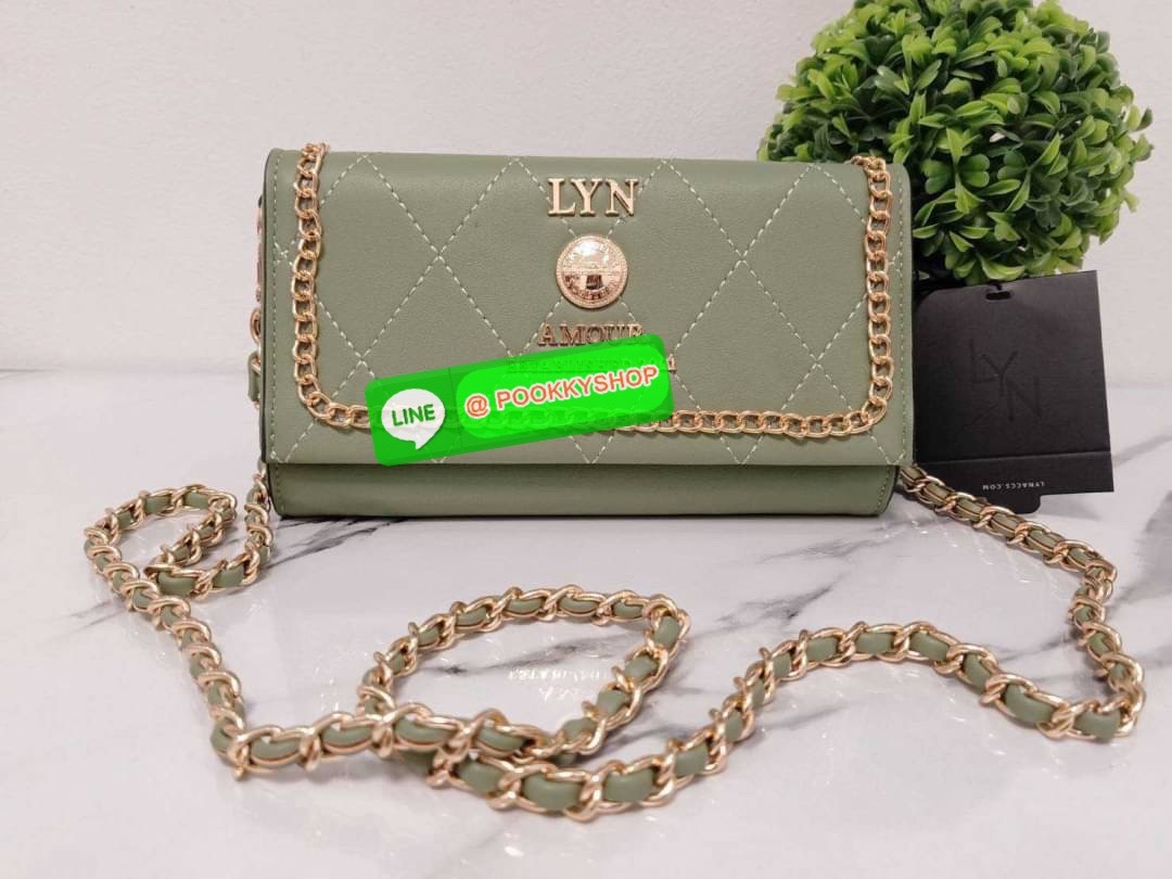 Lyn กระเป๋าสตางค์ สะพายข้าง คอลเล็คชั่นใหม่ สายสะพายสามารถถอดออกได้นะคะ