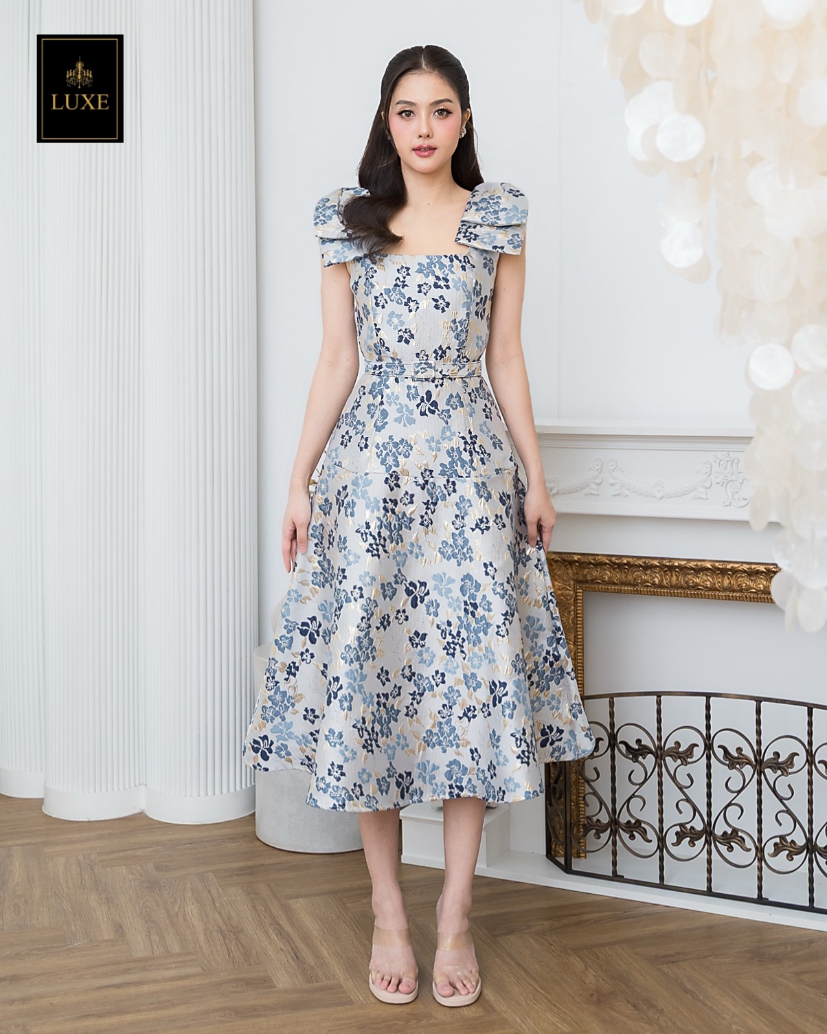 เดรสแฟชั่น เดรสเสื้อกล้ามแขนกุด กระโปรงบาน