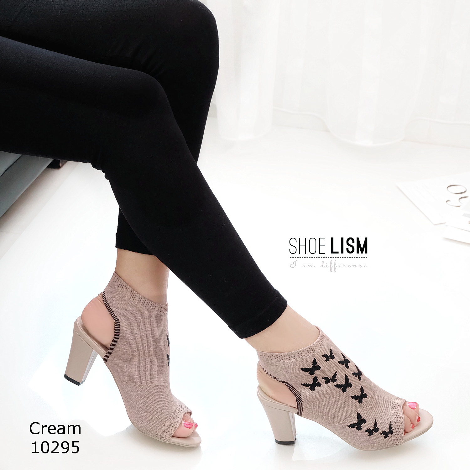 New in 2019 เธอชื่อ Selina ตัวแม่มาใหม่ล่าสุด ลายผีเสื้อ งานเลิศ สวยปังสุดๆๆๆ เผ็ชคูณสอง ดีไซด์ใหม่ เกิดมาเพื่อฆ่า high heels ทุกรุ่น นิ่มที่สุดในวงการนี้