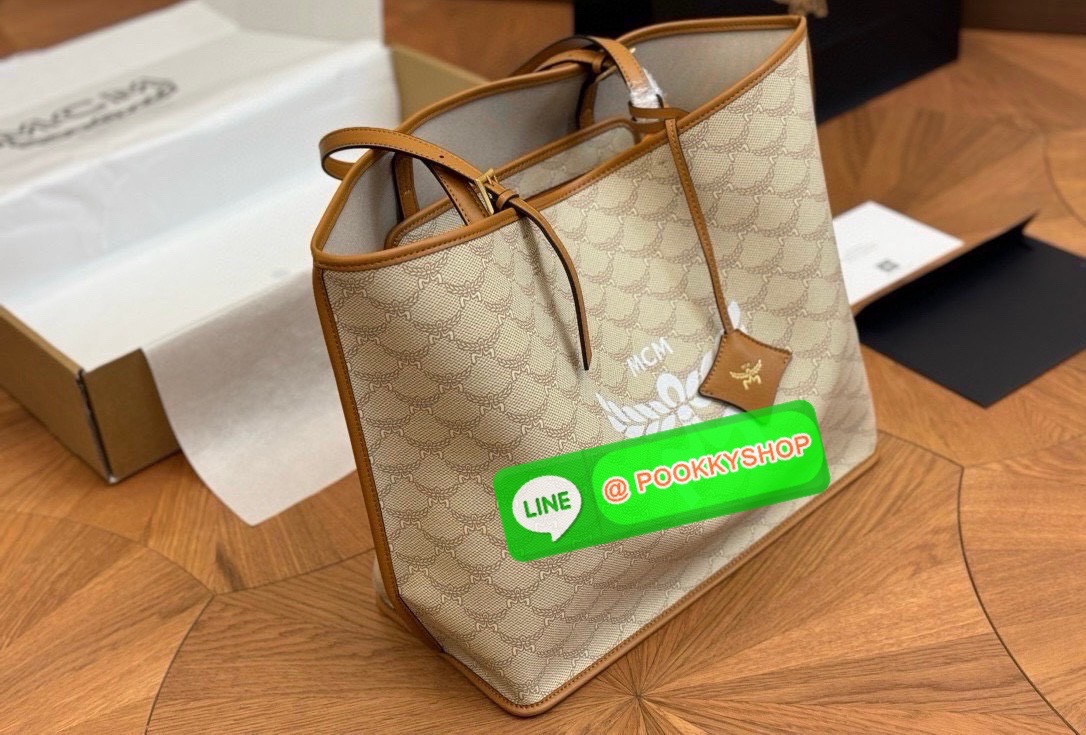 MCM Himmel Shopper in Lauretos • กระเป๋าช้อปเปอร์รุ่นHimmel Shopper • วัสดุ Lauretos Monogram Canvas ลายตัว M + ใบลอเรล เอกลักษณ์ใหม่ของ MCM
