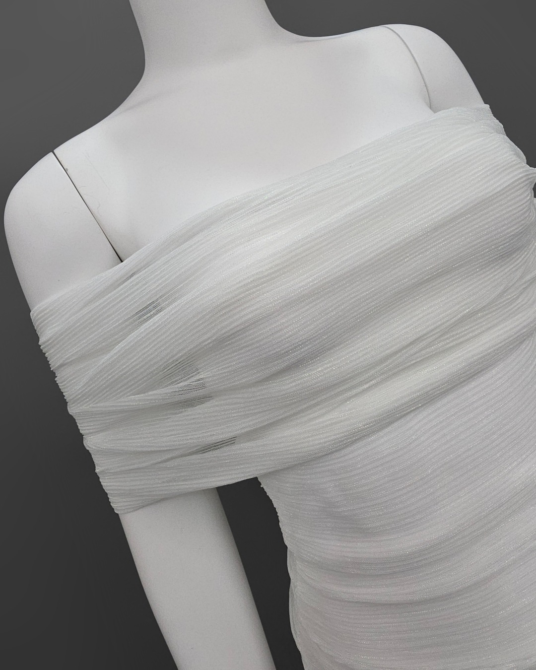 เดรสแฟชั่น แม็กซี่เดรสเปิดไหล่ กระโปรงยาว