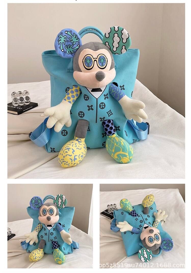 พร้อมส่ง เป้ตุ๊กตาใบใหญ่ สวยมาก น่ารักสุดๆ ไม่มีใครเหมือน และไม่เหมือนใคร สะพายเก๋ๆ งานคุณภาพสูง เนื้อผ้าหนา ตุ๊กตาแน่น ไปไหนก็เด่น ใครๆก็ต้องสะดุดมอง