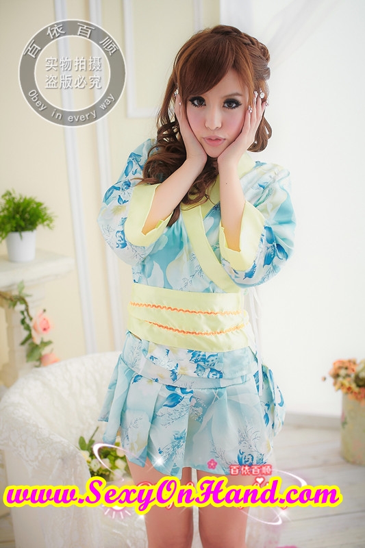 ชุดคอสเพลย์ แฟนซี ญี่ปุ่น กิโมโนสั้น ประยุกต์ ชุดคลุมเซ็กซี่ ลายดอก สีเขียวอมฟ้า แต่งสายคาด และขลิบขอบเหลือง กระโปรงจีบรอบ สวยหวาน น่ารัก แบบคุณหนูโนเน๊ะ +G stringเข้าชุดคะ
