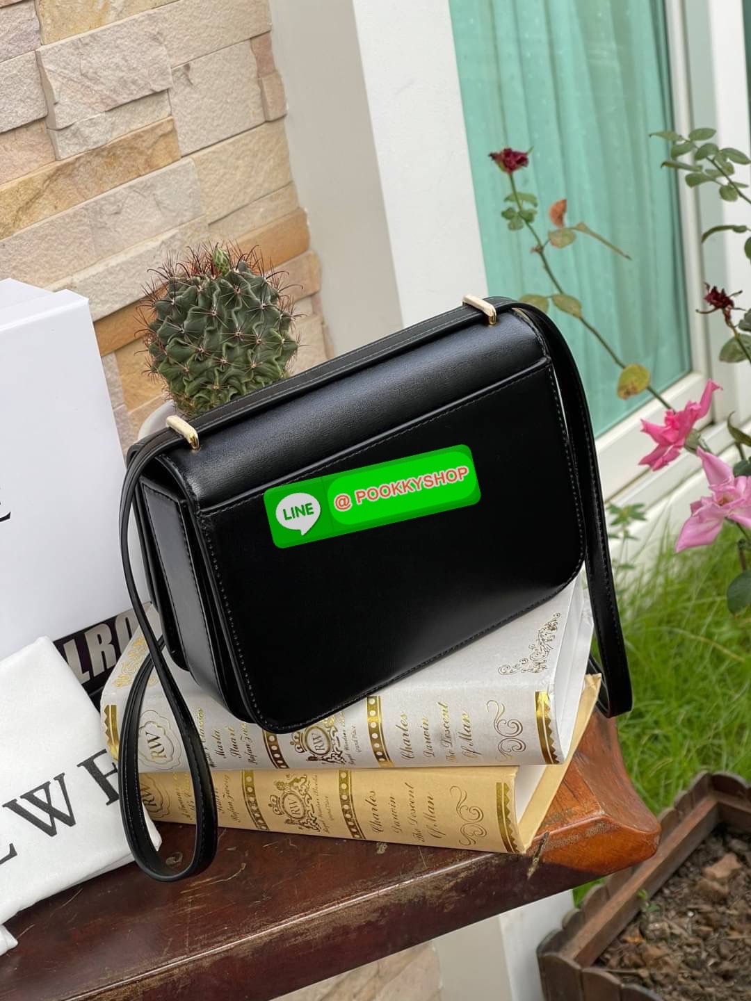 *small ðLOEWE Goya anagram small leather shoulder bag āļĄāļēāļāļģāļāļ§āļēāļĄāļĢāļđāđāļāļąāļāļāļļāļāļāļĩāđāļāļĨāļāļāļ āļāļĢāļ°āđāļāđāļē GOYA āđāļāđāļāđāļĄāđāļāđāļŦāļĄāđāļĨāđāļēāļŠāļļāļāļāļēāļ Loewe āļāđāļ§āļĒāļĢāļđāļāļāļĢāļāļāļĨāđāļāļāļāļąāļāļāļĨāļēāļŠāļŠāļīāļāļāļĩāđāļĄāļēāļāļĢāđāļāļĄāļĢāļēāļĒāļĨāļ°āđāļāļĩāļĒāļāļāļąāļāļāđāļēāļāđāļāļŦāļē āļāđāļ§āļĒāļĢāļđāļāļāļĢāļāļāđāļāļāļŠāļļāļāļāļĨāļēāļŠāļŠāļīāļ āļāļĢāđāļāļĄāđāļāļĢāļāļŠāļĢāđāļēāļāļāļĩāđāļāļ°āļāļąāļāļĢāļąāļāđāļāļĩāđāļĒāļĄāđāļāļāđāļ§āļĒāļŠāđāļāđāļŦāđāļ