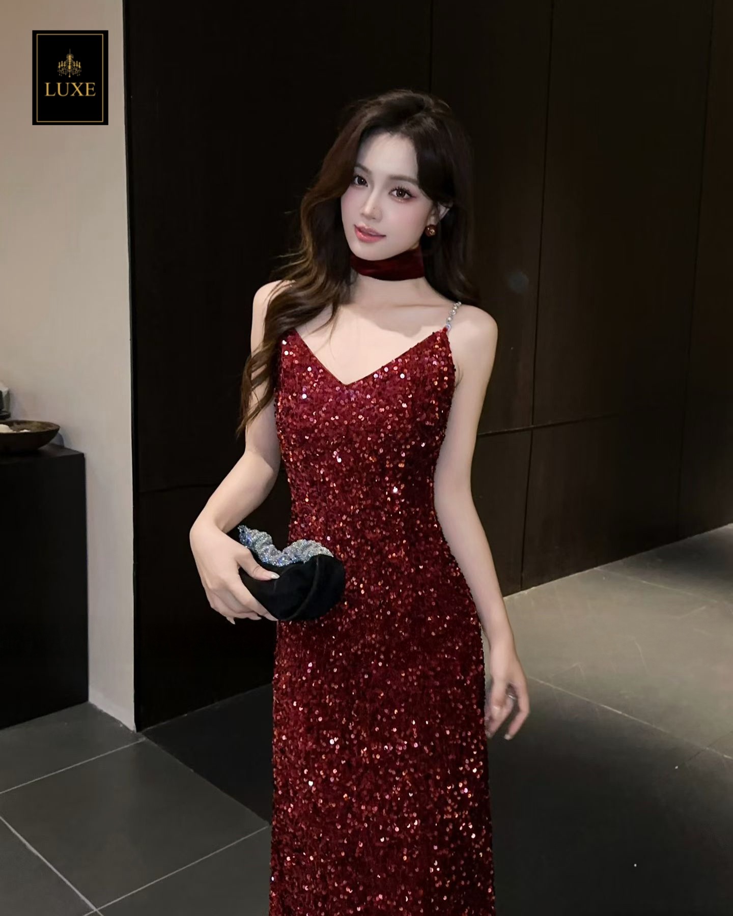 เดรสแฟชั่น เดรสเสื้อสายเดี่ยว กระโปรงยาวทางเอ